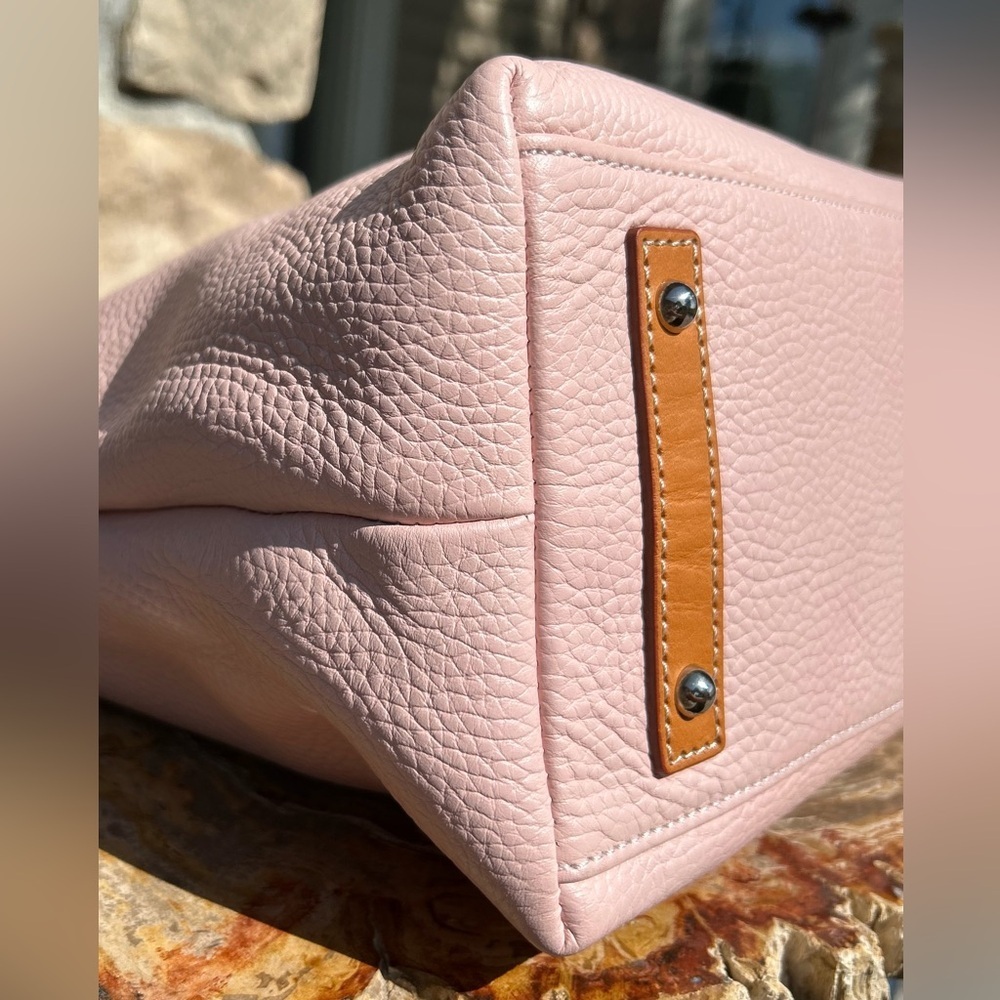 Dooney & Bourke Paige Sac Blush Pink Pebble Grain Leather NWT - Picture 15 of 17